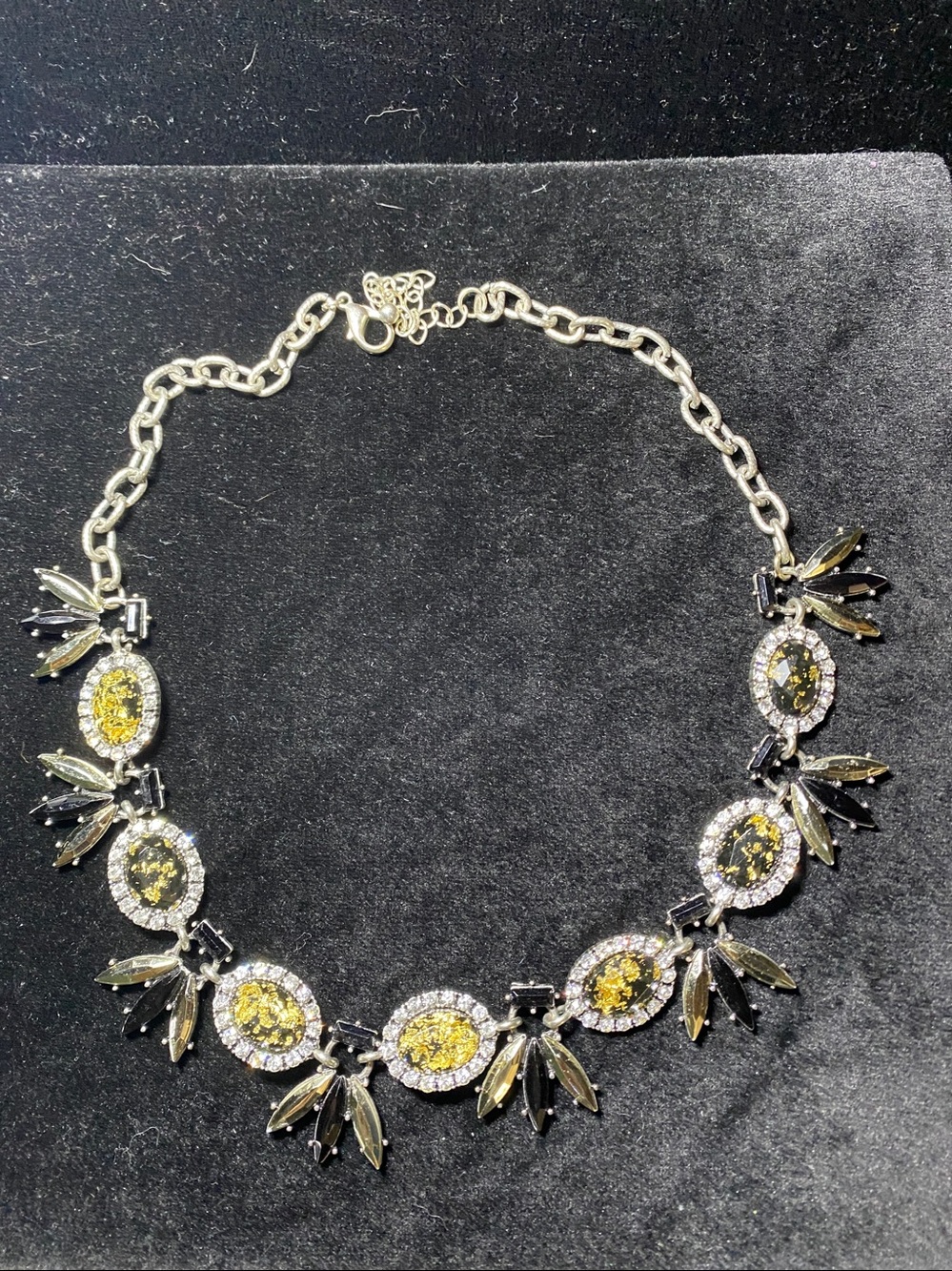 Vintage Elegant Yellow Crystal Statement Necklace - Women's Jewelry